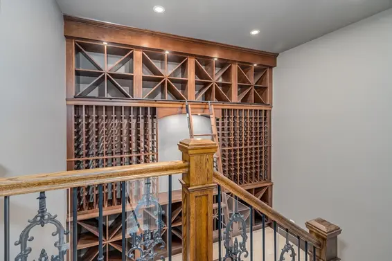 2638 Queens Avenue, West Vancouver For Sale - image 35