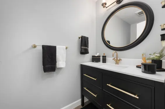 1991 Cedar Village Crescent, North Vancouver For Sale - image 15