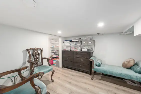 1991 Cedar Village Crescent, North Vancouver For Sale - image 21