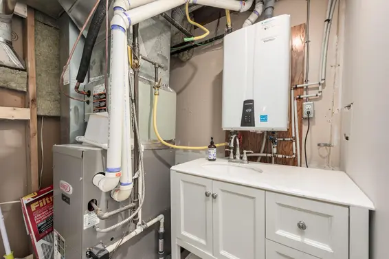 1991 Cedar Village Crescent, North Vancouver For Sale - image 25