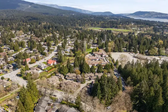 1991 Cedar Village Crescent, North Vancouver For Sale - image 37