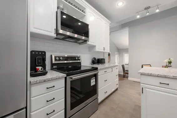 1991 Cedar Village Crescent, North Vancouver For Sale - image 6