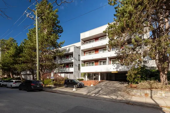 312 250 West 1st Street, North Vancouver