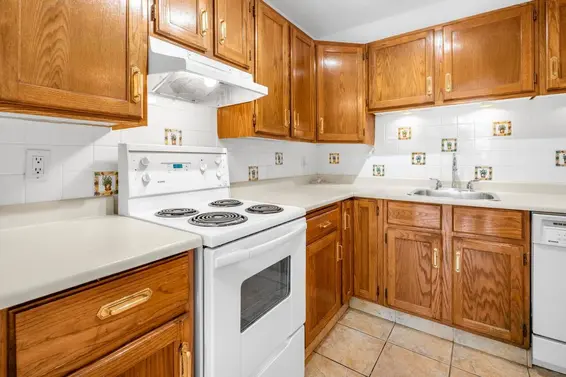 201 701 West Victoria Park, North Vancouver For Sale - image 10