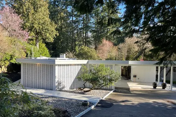 4875 Water Lane, West Vancouver