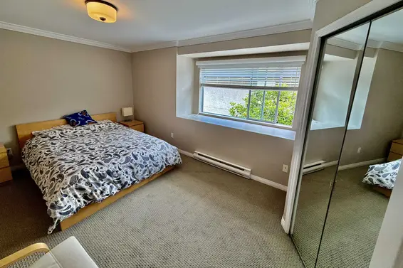4 1701 Chesterfield Avenue, North Vancouver For Sale - image 17