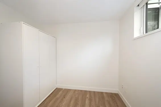 204 1061 Marine Drive, North Vancouver For Sale - image 19