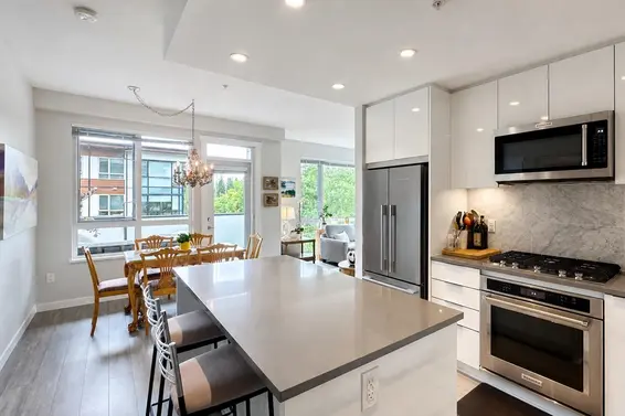 301 2651 Library Lane, North Vancouver For Sale - image 9