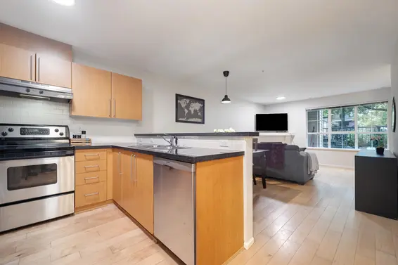 1131 Ross Road, North Vancouver For Sale - image 12