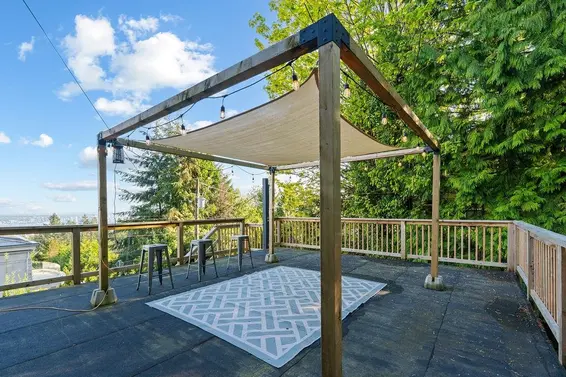 1040 Crestline Road, West Vancouver For Sale - image 32
