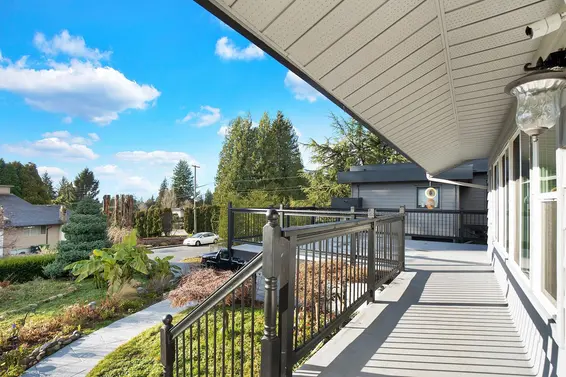 638 Elstree Place, North Vancouver For Sale - image 11