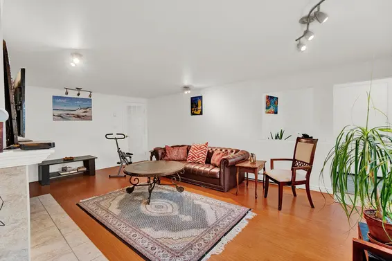 638 Elstree Place, North Vancouver For Sale - image 20