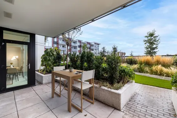 304 1471 Hunter Street, North Vancouver