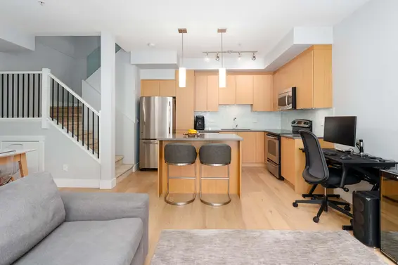223 735 West 15th Street, North Vancouver For Sale - image 11