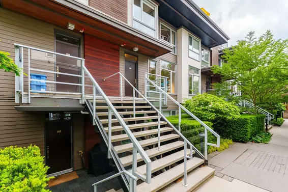 223 735 West 15th Street, North Vancouver For Sale - image 3