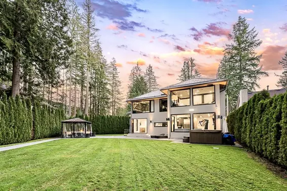 4577 Capilano Road, North Vancouver For Sale - image 37