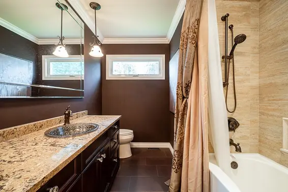 2477 Keats Road, North Vancouver For Sale - image 24