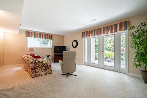 2477 Keats Road, North Vancouver For Sale - image 29
