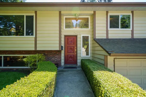 2477 Keats Road, North Vancouver For Sale - image 3