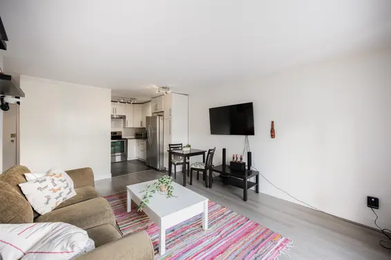 215 251 West 4th Street, North Vancouver For Sale - image 10