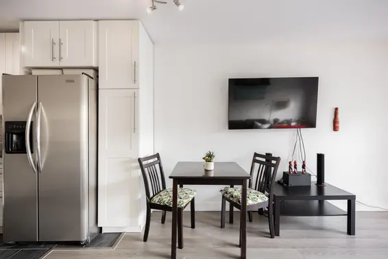 215 251 West 4th Street, North Vancouver For Sale - image 7