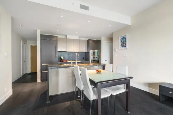 301 888 Arthur Erickson Place, West Vancouver For Sale - image 8