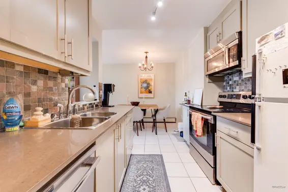 107 131 West 4th Street, North Vancouver For Sale - image 10
