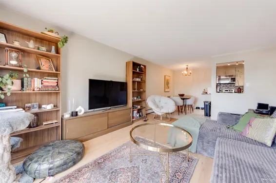 107 131 West 4th Street, North Vancouver For Sale - image 5