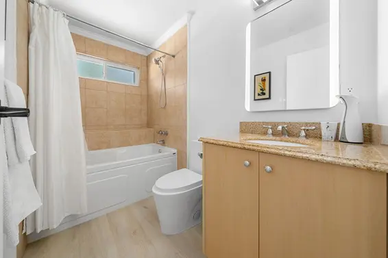 2045 Kirkstone Road, North Vancouver For Sale - image 19