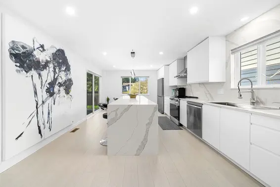 2045 Kirkstone Road, North Vancouver For Sale - image 3