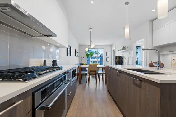 307 625 East 3rd Street, North Vancouver For Sale - image 10