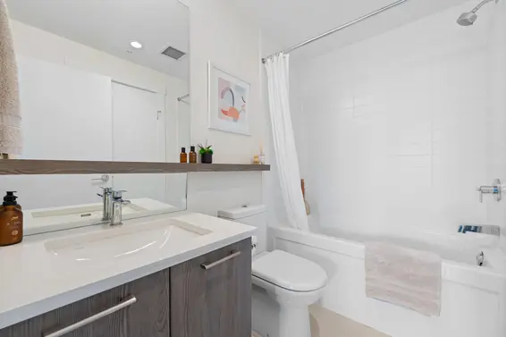 307 625 East 3rd Street, North Vancouver For Sale - image 15