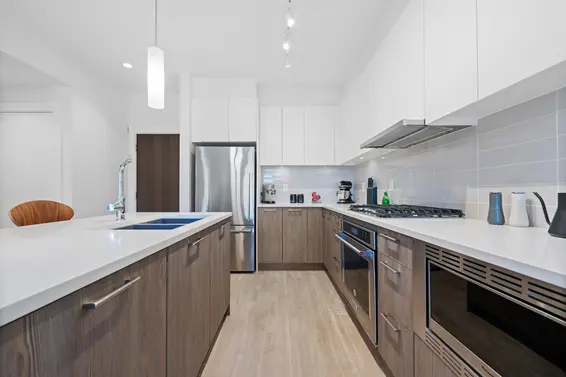 307 625 East 3rd Street, North Vancouver For Sale - image 31