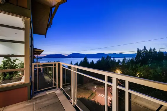 8519 Seascape Drive, West Vancouver For Sale - image 16
