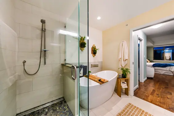 8519 Seascape Drive, West Vancouver For Sale - image 22