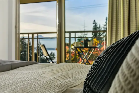 8519 Seascape Drive, West Vancouver For Sale - image 27
