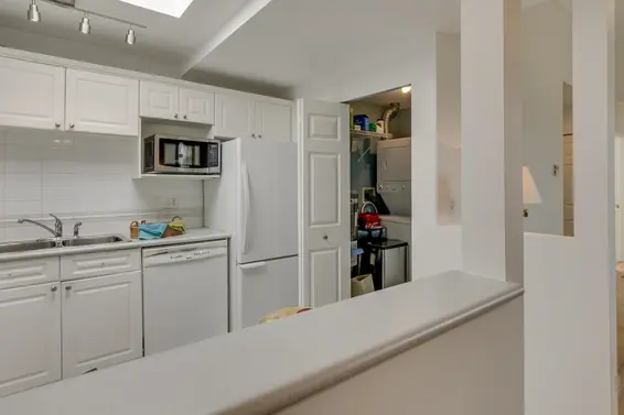 414 128 West 8th Street, North Vancouver For Sale - image 12