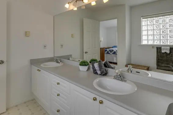 414 128 West 8th Street, North Vancouver For Sale - image 18