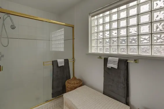 414 128 West 8th Street, North Vancouver For Sale - image 19