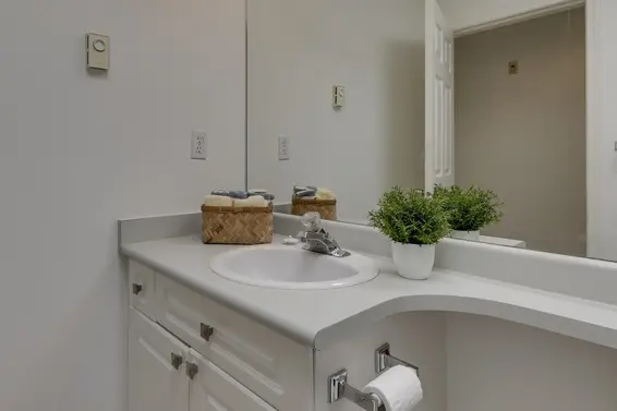 414 128 West 8th Street, North Vancouver For Sale - image 22