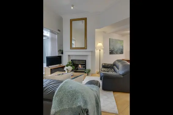 414 128 West 8th Street, North Vancouver For Sale - image 4