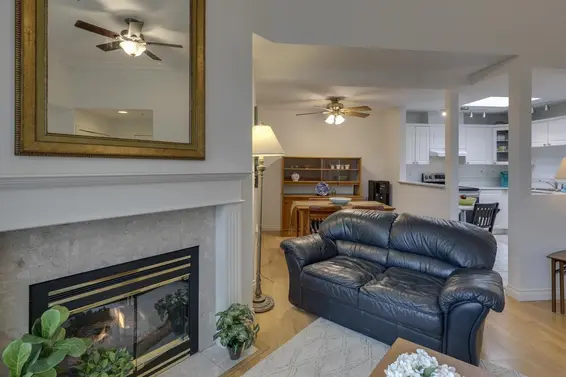 414 128 West 8th Street, North Vancouver For Sale - image 5