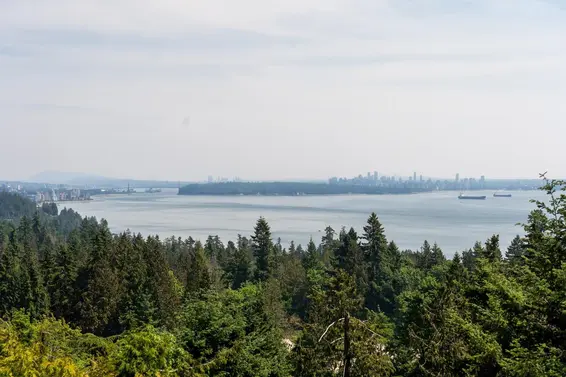 4882 Vista Place, West Vancouver