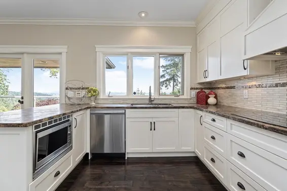 4882 Vista Place, West Vancouver For Sale - image 15