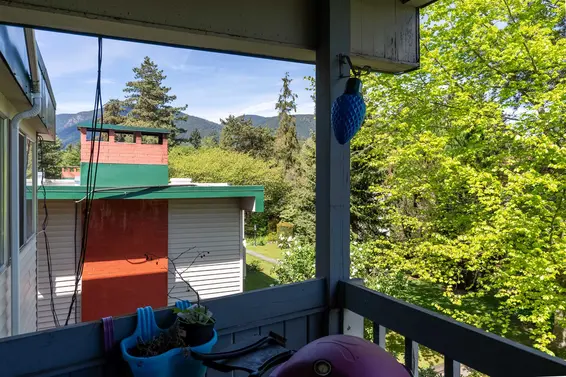 842 Westview Crescent, North Vancouver For Sale - image 3