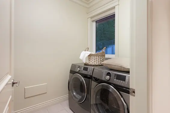 2533 Westhill Drive, West Vancouver For Sale - image 19