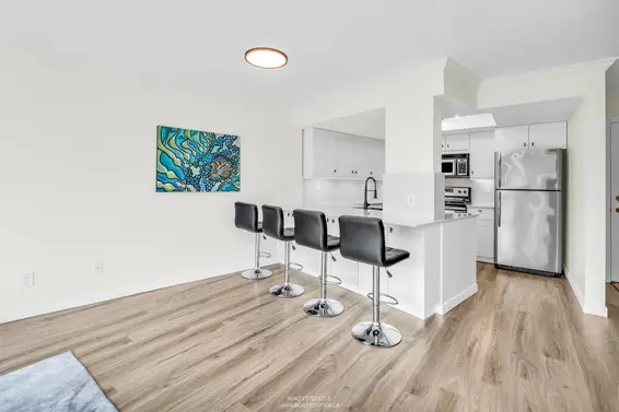406 995 Roche Point Drive, North Vancouver For Sale - image 6