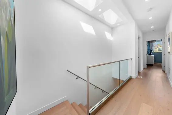 645 East 4th Street, North Vancouver For Sale - image 18