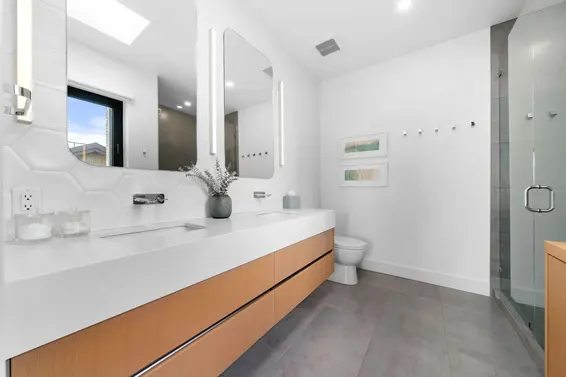 645 East 4th Street, North Vancouver For Sale - image 24
