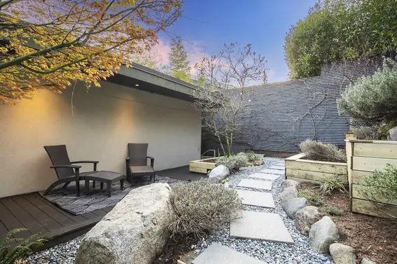 3305 Westmount Road, West Vancouver For Sale - image 25